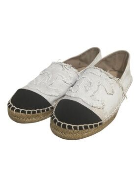 CHANEL Women’s White/Black Canvas CC Cap Toe Espadrille Flats Size 35